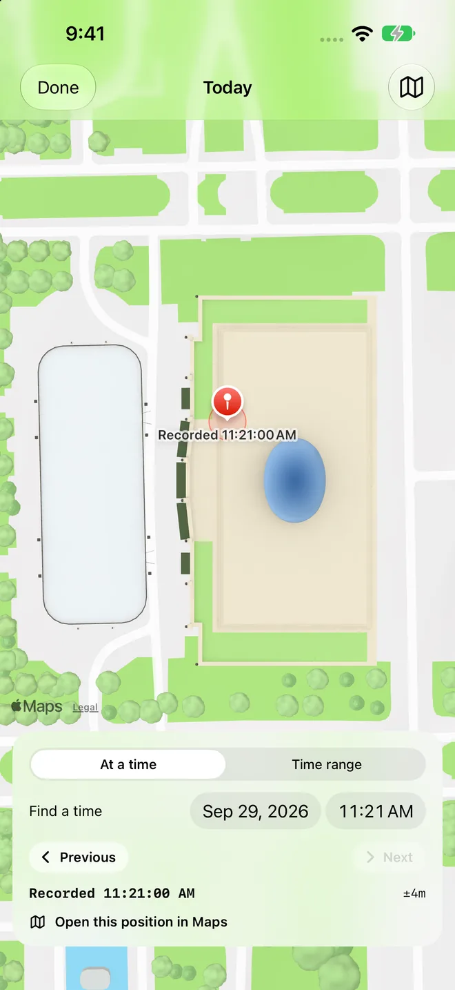 BlackBox map screen: a recorded position at 11:21 AM with its accuracy, and controls to find a time or time range.